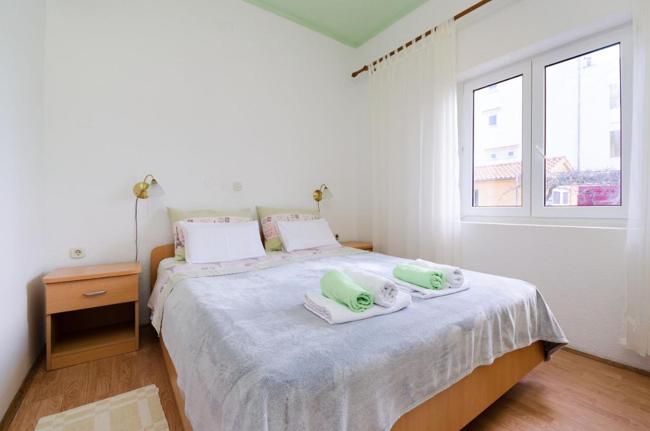 Apartments Mijatovic ロパール エクステリア 写真